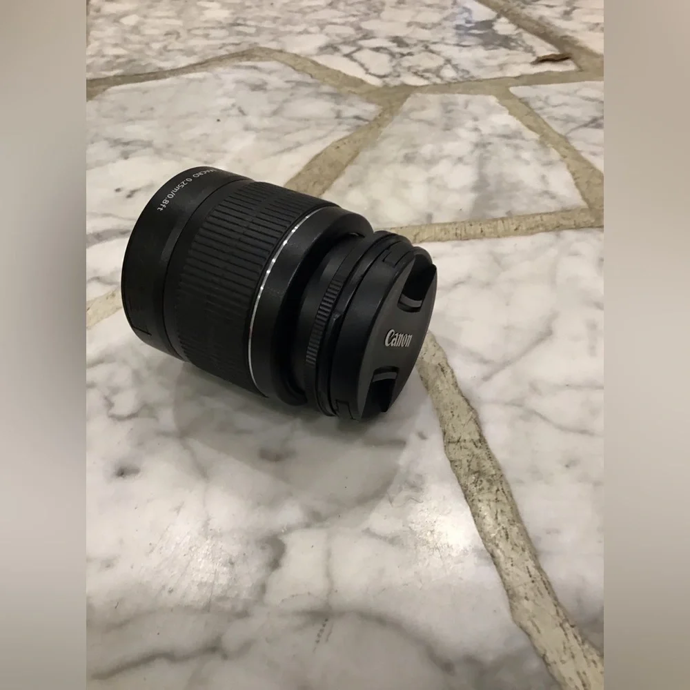 Canon ef-s 18-55 mm AMAZING CONDITION!!